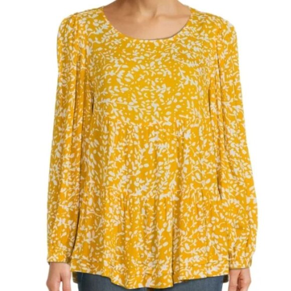 Time and Tru Tops - Time and Tru Women's Tiered Top size XL